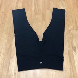 Black Lululemon cropped leggings